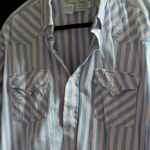 Vintage Towncraft Men’s Light Blue & Pink Striped Casual Button-Down Shirt